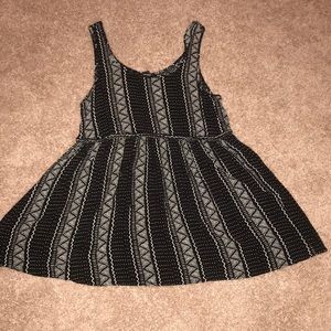 Forever 21 flowy shirt size medium